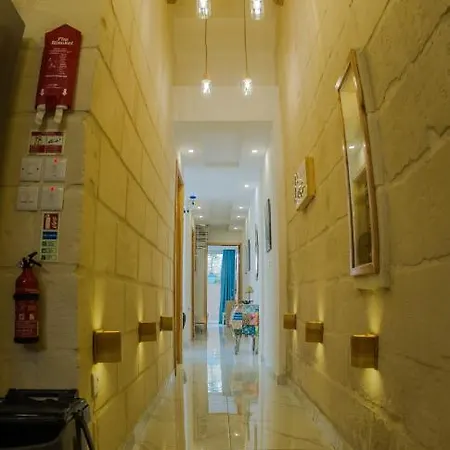 Ta' Gilard - Lovely Renovated Żabbar