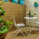 Casa de Férias Ta' Gilard - Lovely Renovated Żabbar