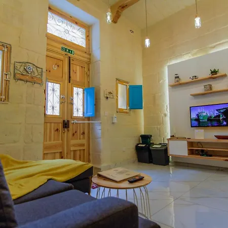 Ta' Gilard - Lovely Renovated Żabbar