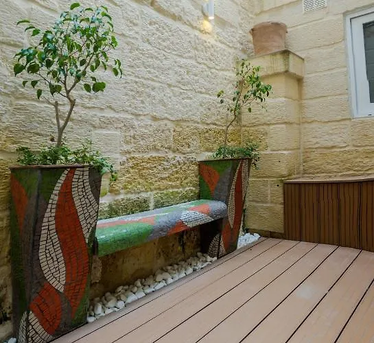 Ta' Gilard - Lovely Renovated Semesterbostad *