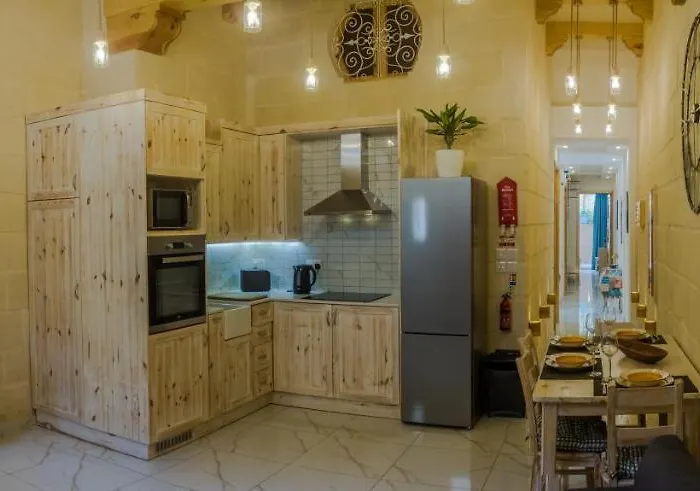 Ta' Gilard - Lovely Renovated Casa de Férias