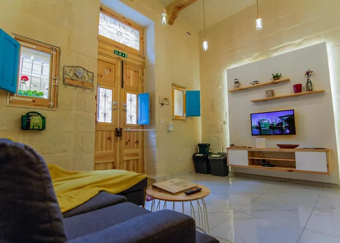 Ta' Gilard - Lovely Renovated Żabbar